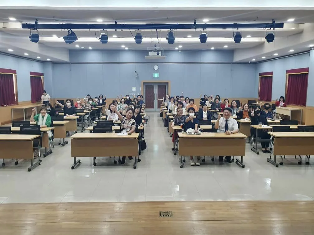 김천시 평생교육원 가장 쉬운 ChatGPT 특강 교육 현장 - 나눔경영컨설팅 김종혁