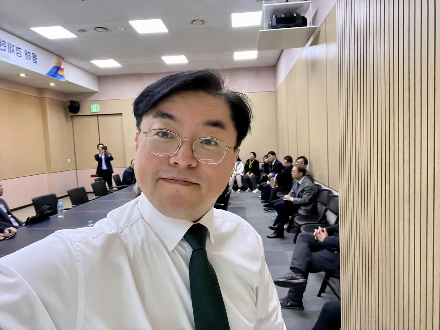 검경회 경영환경 분석과 AI트렌드 특강 교육 현장 - 나눔경영컨설팅 김종혁