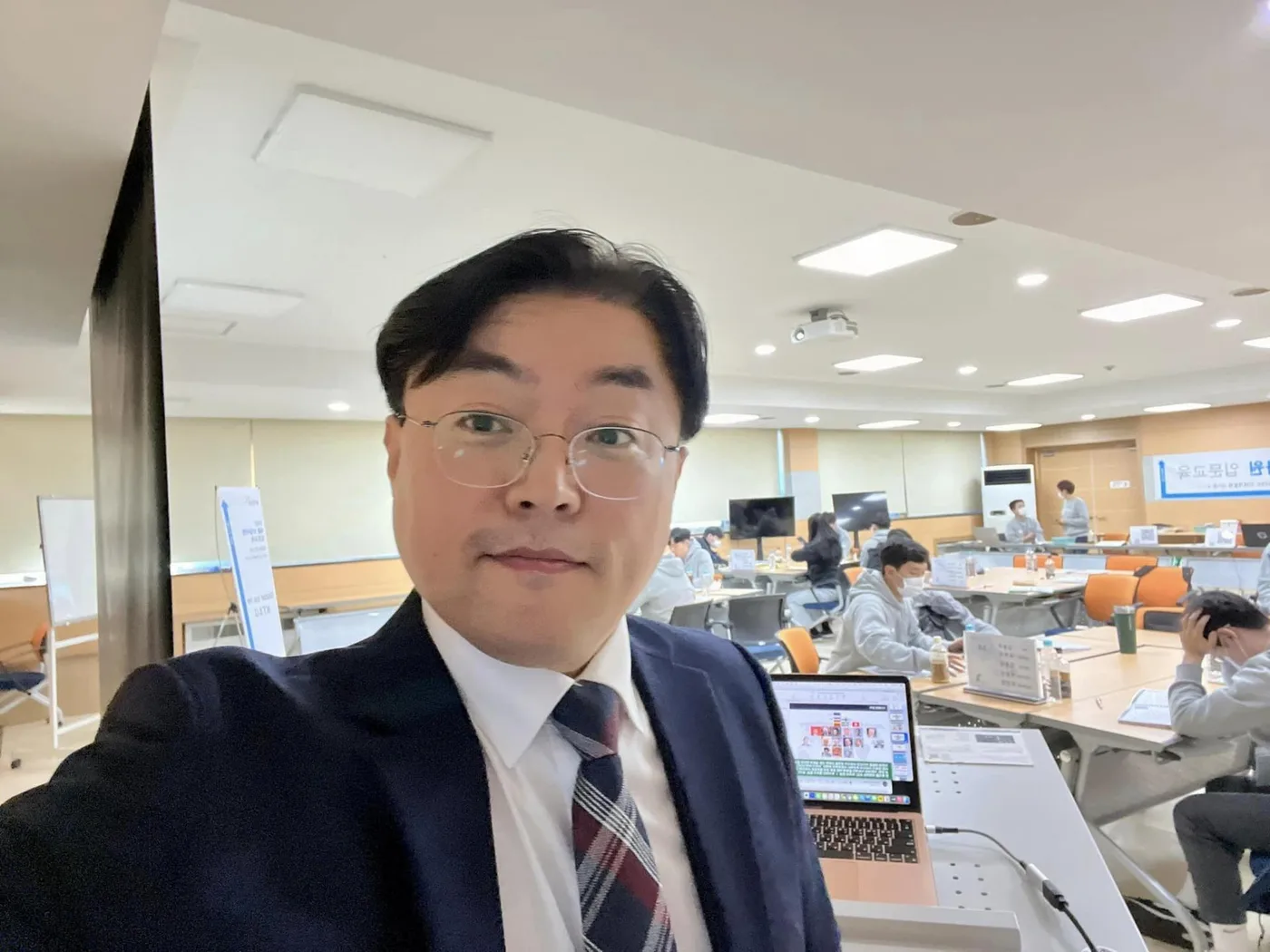 KT&G 글로벌 산업 이슈 특강 교육 현장 - 나눔경영컨설팅 김종혁