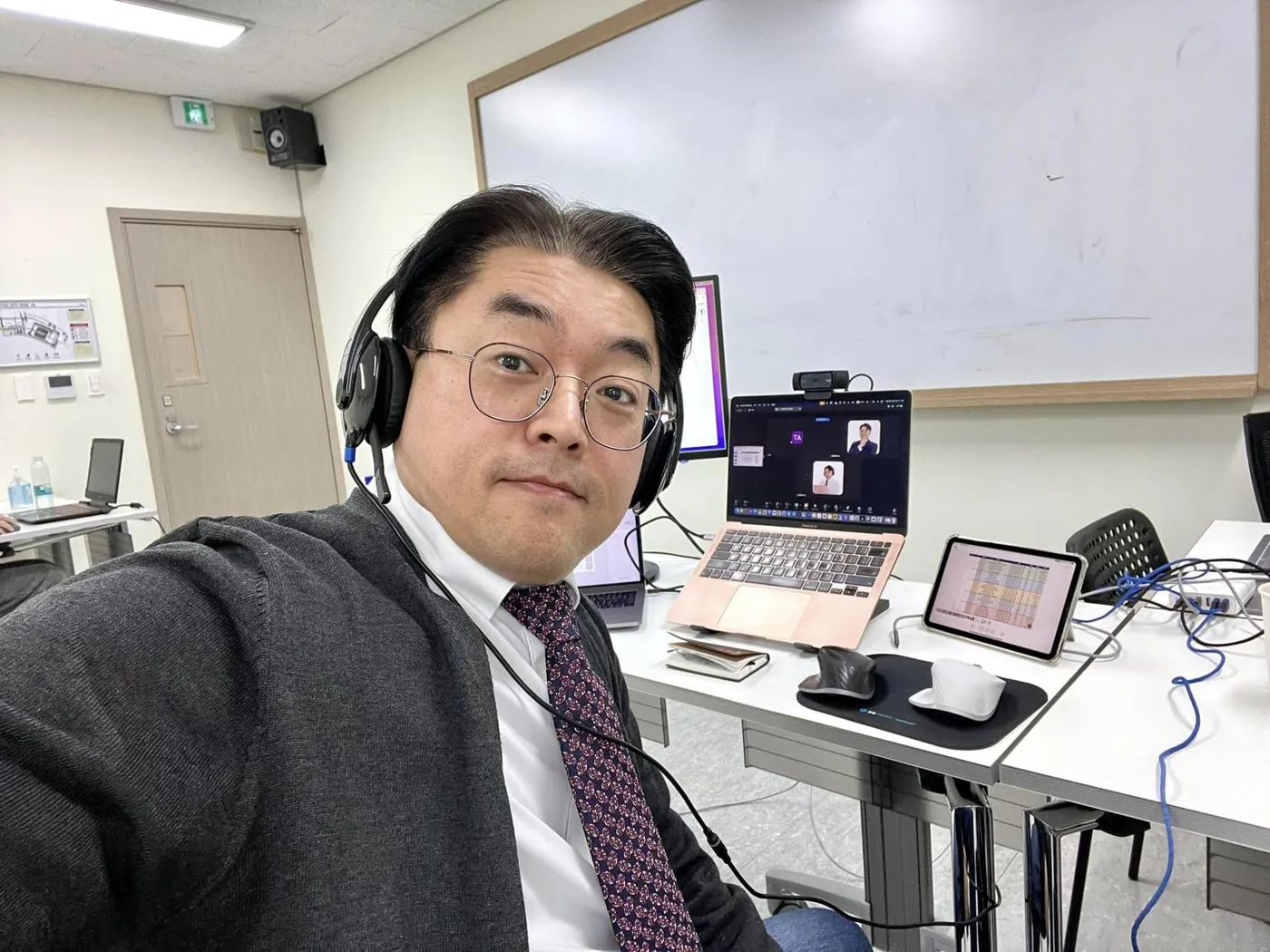 UST 디자인씽킹 워크샵 교육 현장 - 나눔경영컨설팅 김종혁