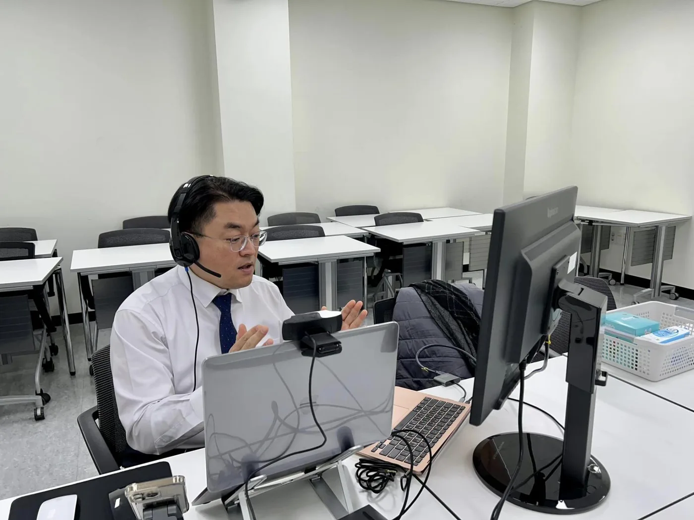 UST 디자인씽킹 워크샵 교육 현장 - 나눔경영컨설팅 김종혁