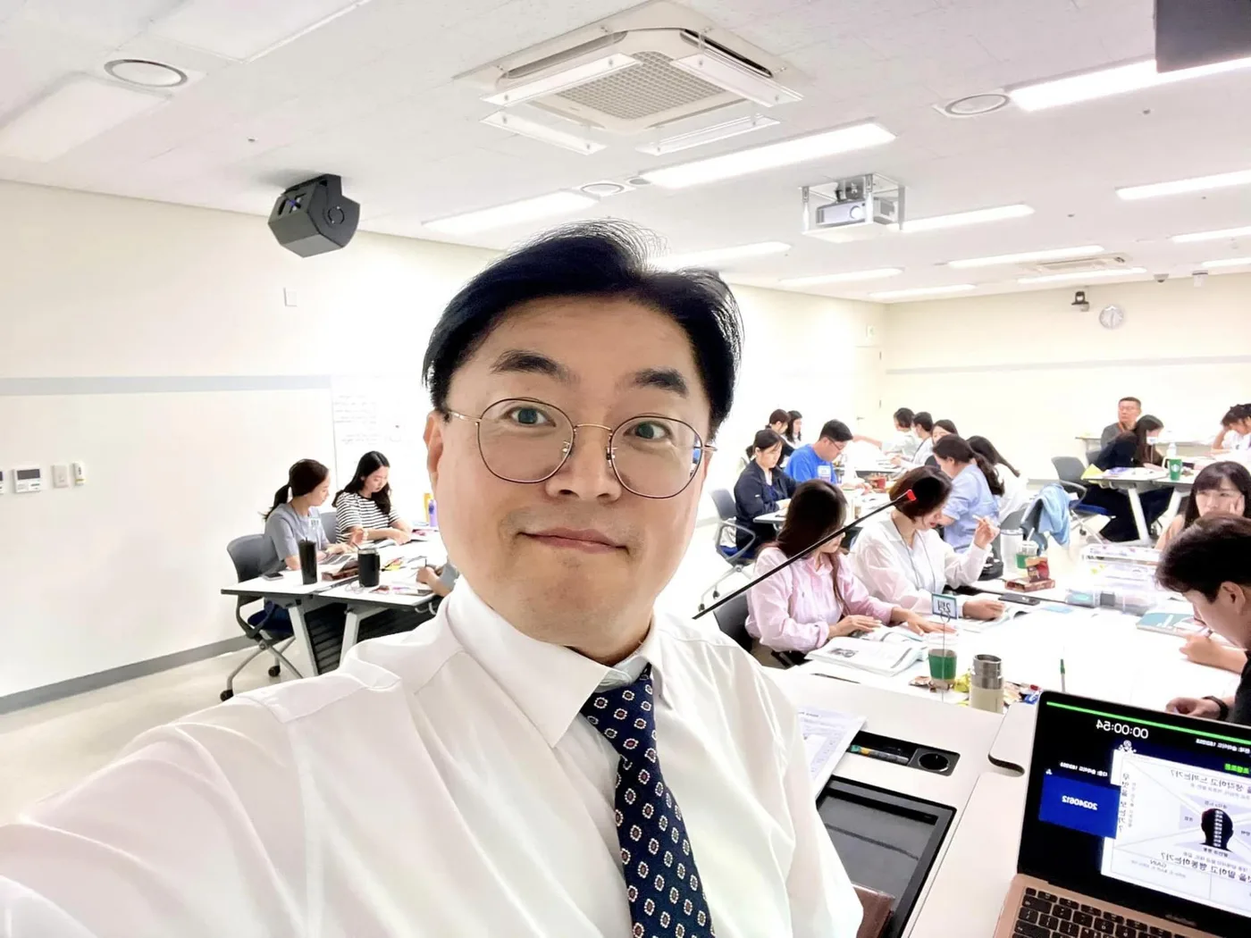 농협 아이디어 도출워크샵 교육 현장 - 나눔경영컨설팅 김종혁