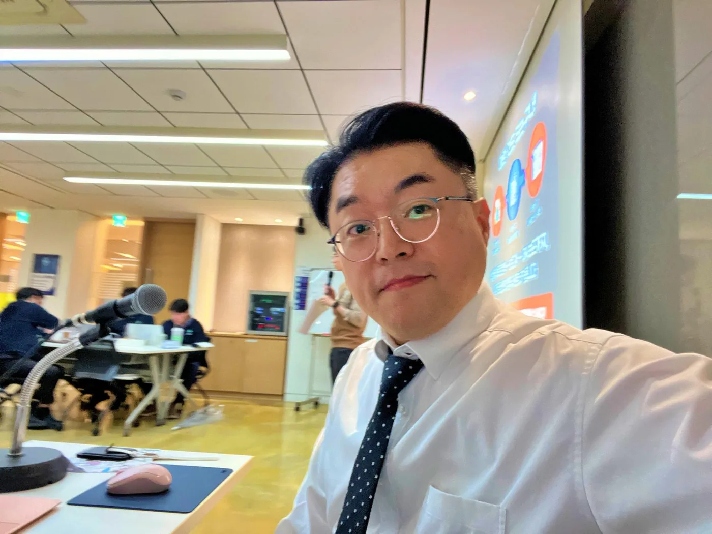 효성 인포메이션 시스템 AI 활용 세일즈 프레젠테이션 교육 교육 현장 - 나눔경영컨설팅 김종혁