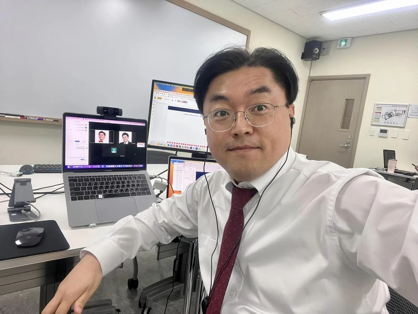 UST 디자인씽킹 워크샵 교육 현장 - 나눔경영컨설팅 김종혁