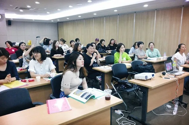 스미더스 오아시스, 프리저브드 플라워 마케팅 컨설턴트 5회차 교육