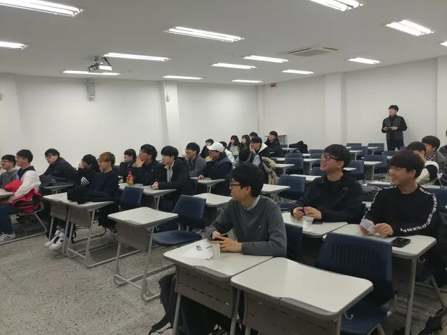 원광대학교에서 창업마케팍 특강 진행...김종혁 강사