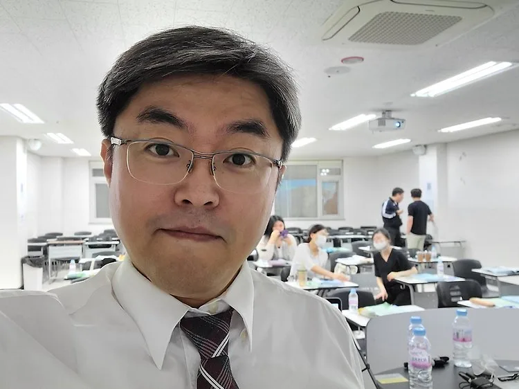 김종혁 강사, 경남대학 대상 해외마케팅 3일차 진행