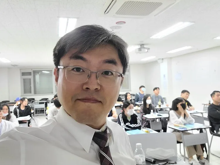 김종혁 강사, 경남대학교에서 해외마케팅 4일차 교육 진행