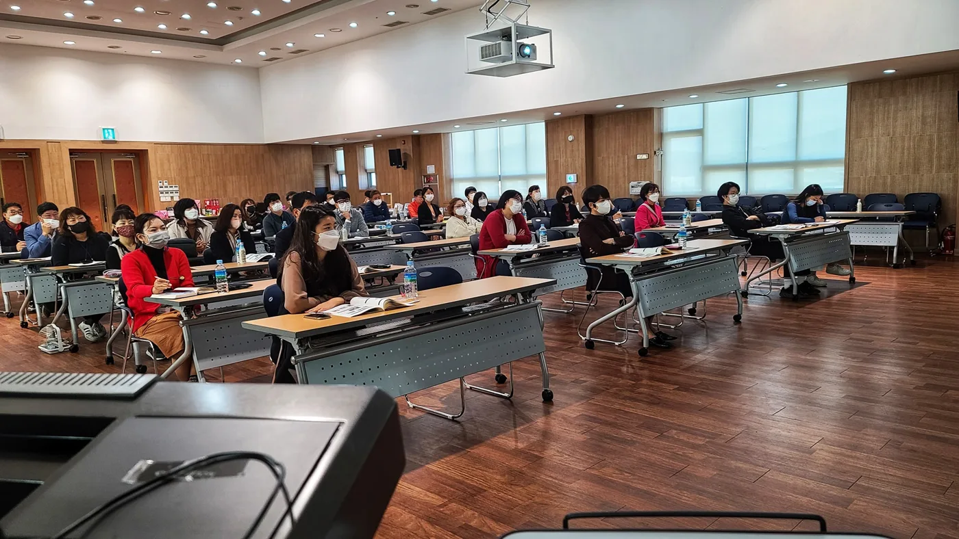 김종혁 강사, 칠곡군 시니어 기술창업센터서 포스트코로나 대응전략 특강