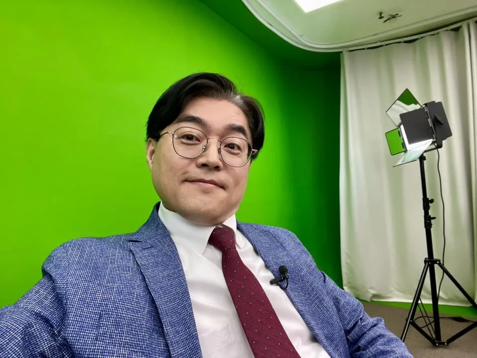 롯데칠성, 'AI의 기초 및 생산성 향상방법' 교육 영상 촬영 완료