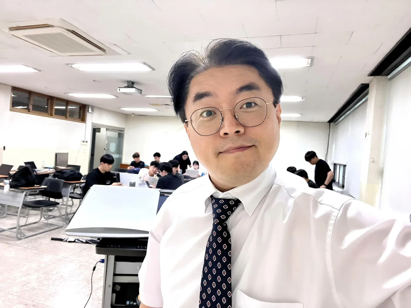 경남대학교, 김종혁 강사와 '외국어 세일즈 피칭 교육' 진행