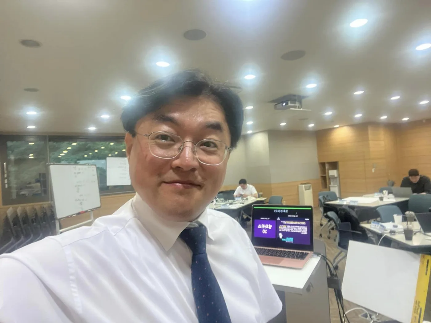 현대코퍼레이션 글로벌 경영환경 분석 교육 교육 현장 - 나눔경영컨설팅 김종혁