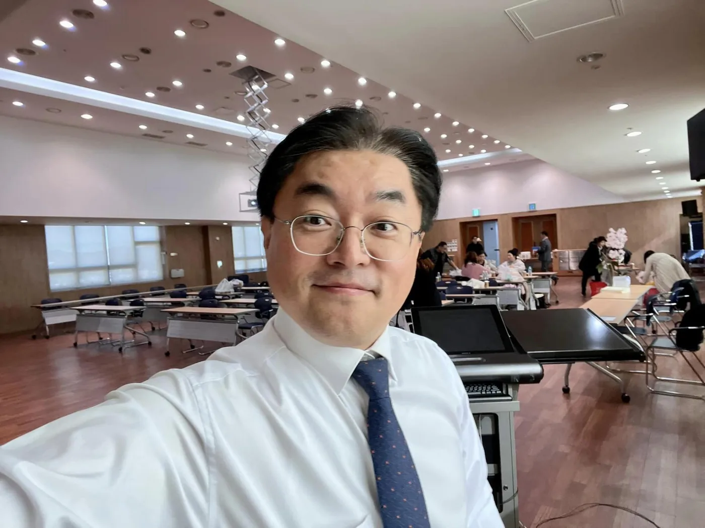 칠곡 중장년 기술창업센터 챗GPT를 활용한 마케팅 전략 특강 교육 현장 - 나눔경영컨설팅 김종혁