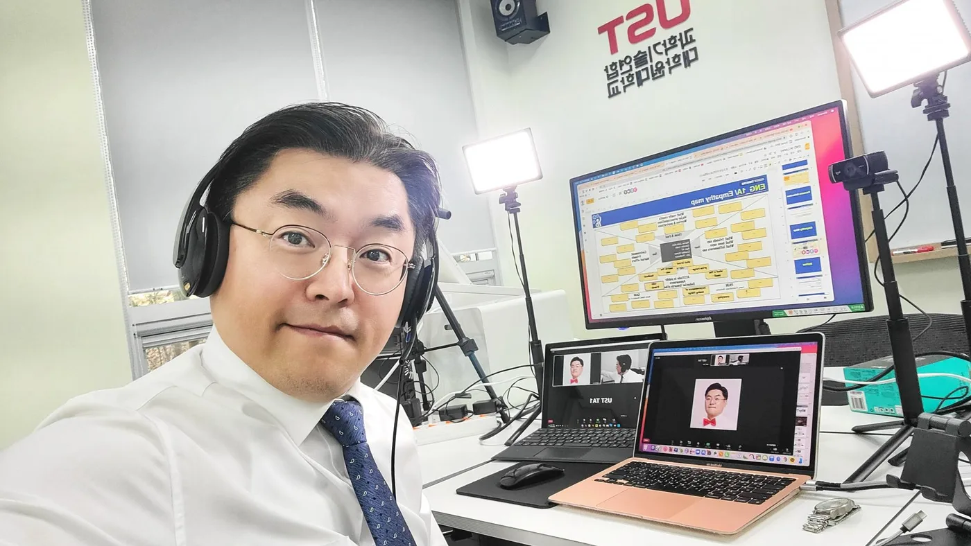 UST 디자인씽킹 워크샵 교육 현장 - 나눔경영컨설팅 김종혁