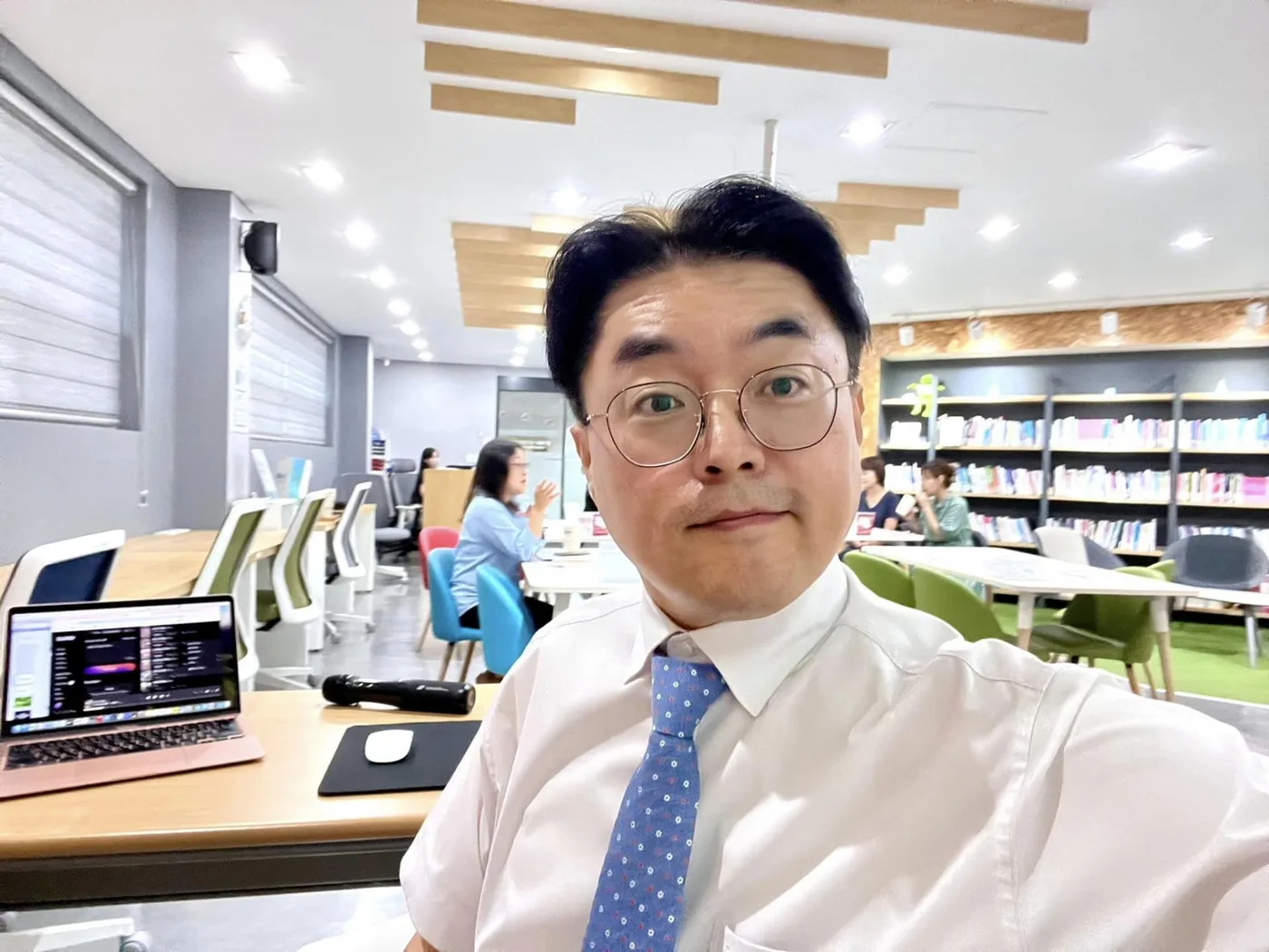경기도일자리재단 AI를 활용하는 창업마케팅 특강 교육 현장 - 나눔경영컨설팅 김종혁